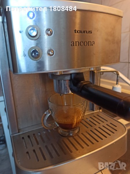 Кафемашина Таурус Анкона иноксова с ръкохватка с крема диск, работи отлично и прави хубаво кафе , снимка 1