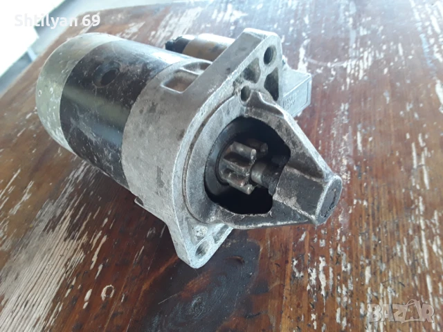 Стартер за Мазда 323 и 626, снимка 2 - Части - 50816615