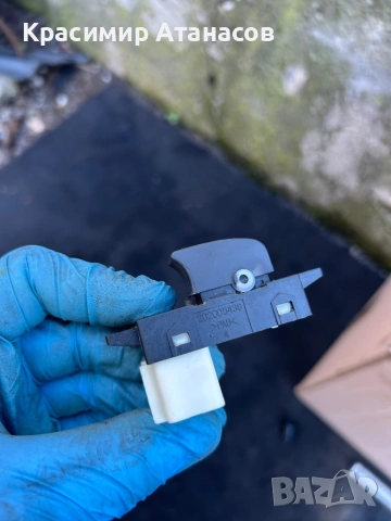 202005438. Бутон ел. стъкло задно  дясно за Шевролет каптива. 2006-2011г, снимка 3 - Части - 53492043