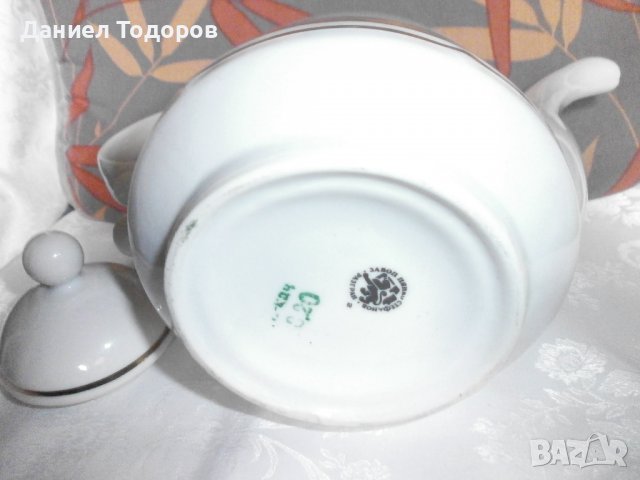 Стар Български Порцеланов Чайник, Кана с  Позлата , с Налична маркировка, снимка 5 - Сервизи - 38987931