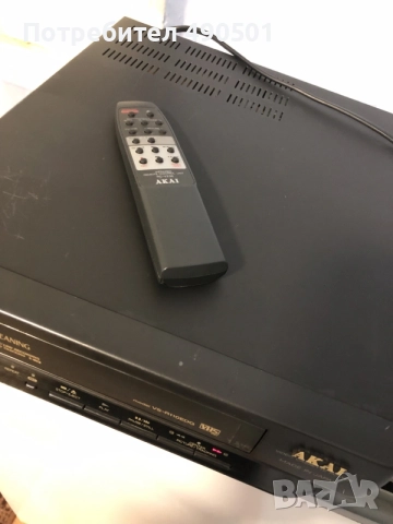 Видео рекордер АKAI VS-R110EDG vhs , снимка 3 - Плейъри, домашно кино, прожектори - 56184594