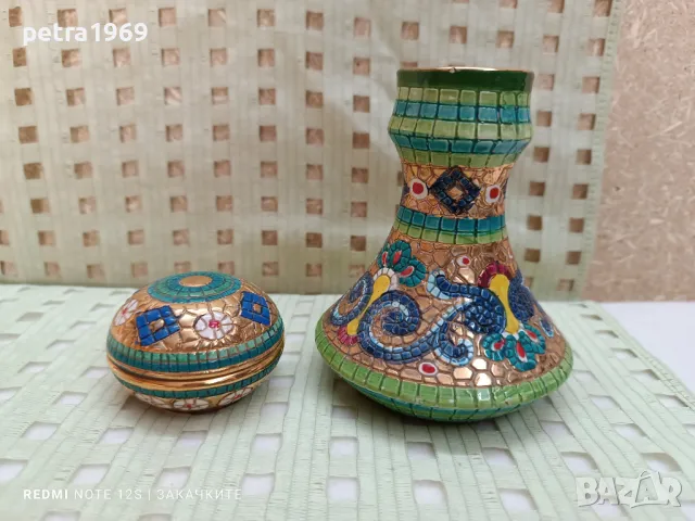 Ваза и кутийка във византийски стил, снимка 1