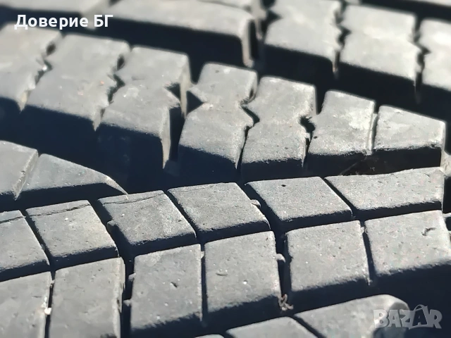 Гуми 215 55 17 Кумхо Kumho 2 броя. Нов внос. Не са нови!