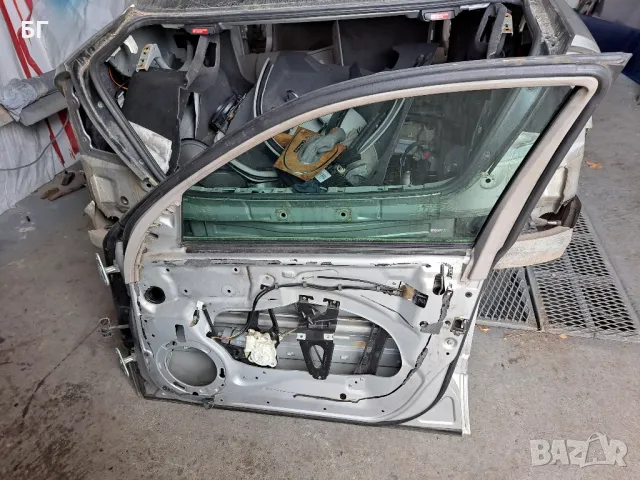 Предни и Задни врати за мерцедес Е класа W211/номер на Боя 744, снимка 4 - Части - 48900068