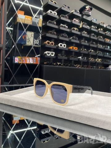 очила с черен обикновен калъф и ув защита christian dior, снимка 4 - Слънчеви и диоптрични очила - 51439485