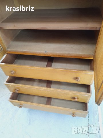 Масивен шкаф с чекмеджета-внос от Германия , снимка 6 - Шкафове - 41605327