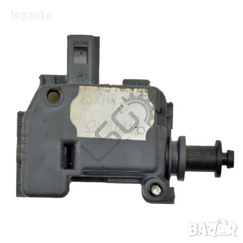 Моторче заден подглавник Mercedes-Benz CLS (C219) 2004-2010 ID:106941, снимка 2 - Части - 41792543