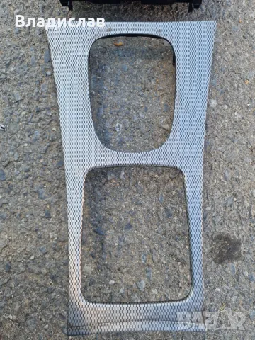 Интериорни лайсни и пепелник Mercedes w203 C-Class , снимка 3 - Части - 50116092