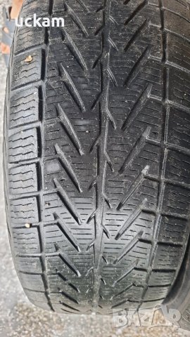 Зимна гума 205/50/17 - Vredestein giugiaro design , снимка 4 - Гуми и джанти - 41696147