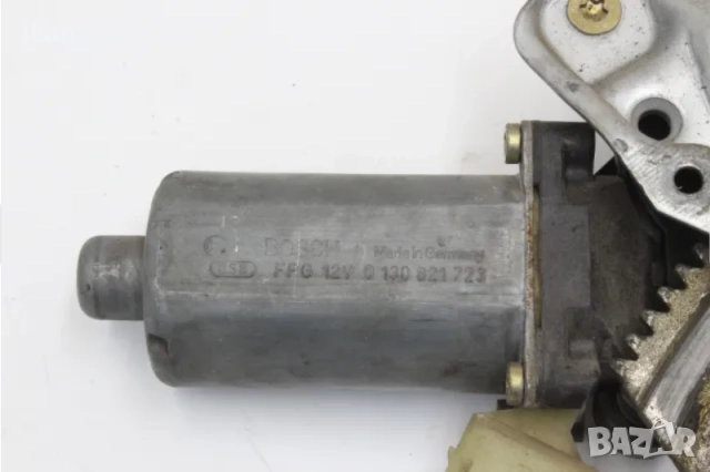 Стъклоповдигач Mercedes CLK W208 Преден Десен A2087200446 0130821723 , снимка 3 - Части - 51895232