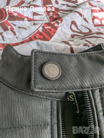 Детско преходно яке Guess 8 г., снимка 4 - Детски якета и елеци - 53622508