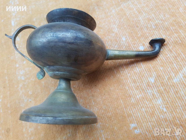 Бронзова маслена лампа, снимка 3 - Антикварни и старинни предмети - 53432225