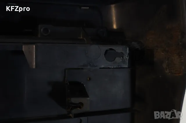 Стойка задна рег.табела Land Cruiser, снимка 3 - Части - 49356943