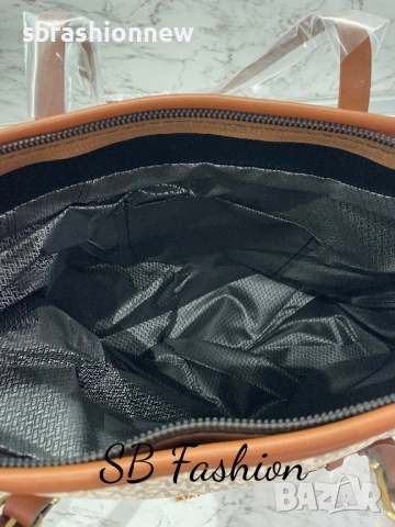 Michael Kors чанта, снимка 6 - Чанти - 51726454