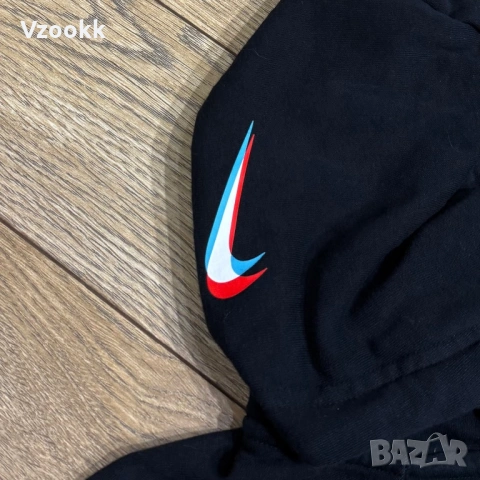 Дамско горнище Nike Sportswear | XL размер, снимка 4 - Спортни дрехи, екипи - 53712733