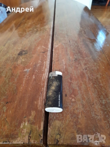 Стара запалка BIC,Marlboro