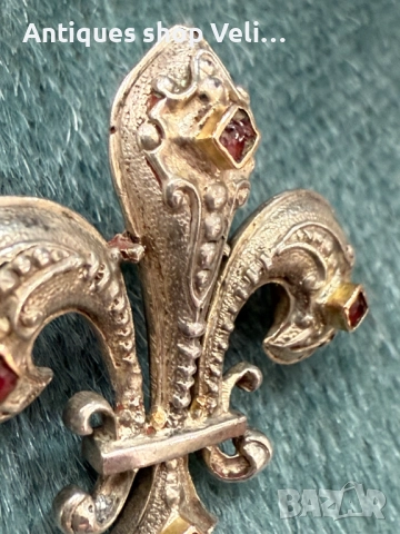Сребърна брошка със злато и гранати №7525, снимка 2 - Колиета, медальони, синджири - 52132329
