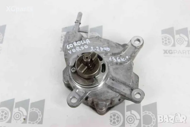 Вакуум помпа за Toyota Corolla Verso 2.2D4D 136 к.с. (2003-2007), снимка 2 - Части - 48612405