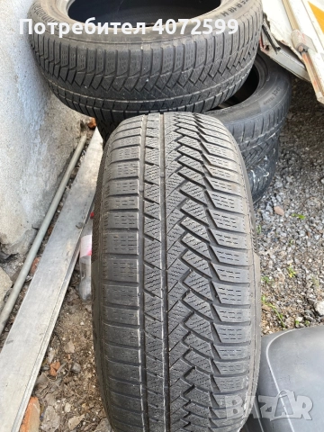 Зимни гуми Сontinental 235/55/18, снимка 2 - Гуми и джанти - 52450328