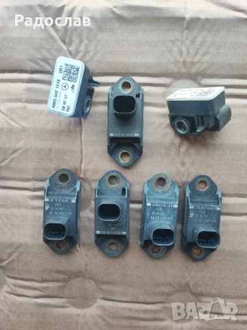 Датчик ниво масло на картера и ниво светлини и окачването от Мерцедес, снимка 6 - Части - 50507037