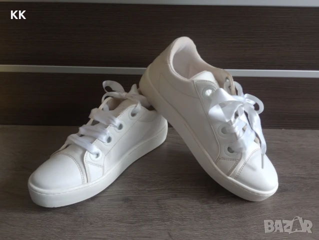 Дамски обувки Guess., снимка 6 - Дамски ежедневни обувки - 50988236