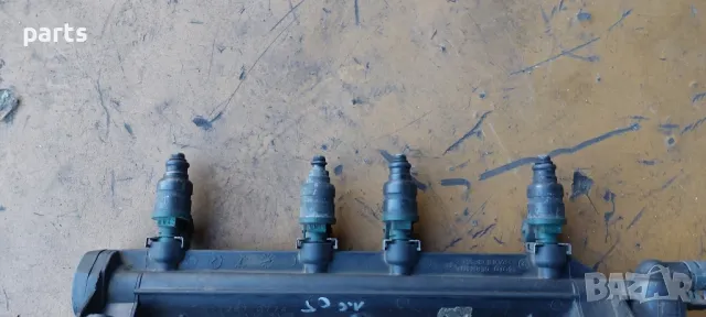 Горивна Рейка и Дюзи 1.6 Бензин VW Голф 4 N:886 (2) - Ауди A3 8L - 97T2870774 - 06A133317A, снимка 3 - Части - 48058224