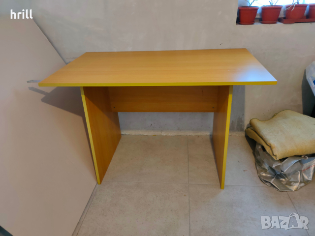 Бюра бамбук крака метал и офис столове сиви кафеви плат меш маса, снимка 6 - Бюра - 43987955