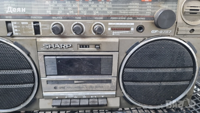 Sharp gf 5757 радио касетофон , снимка 2 - Радиокасетофони, транзистори - 52794552