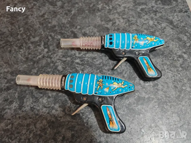 Стари ламаринена пистолети с ефект, снимка 6 - Антикварни и старинни предмети - 47271801