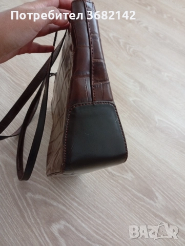 продавам дамска чанта , снимка 4 - Чанти - 51778684