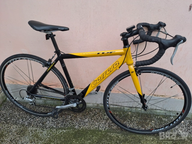 Шосеен велосипед Carrera 