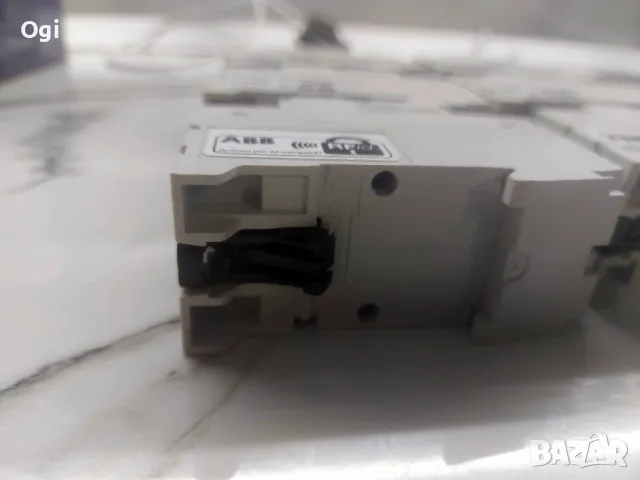 Дефектнотокови защити с вграден предпазител ABB, снимка 2 - Друга електроника - 48435842