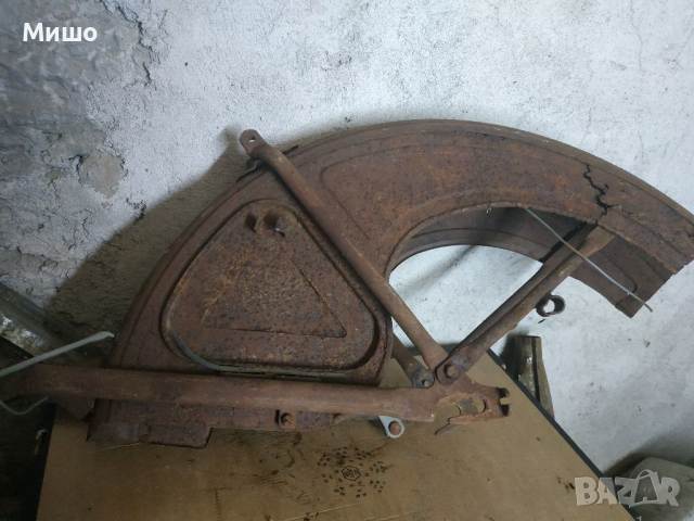 Продавам вилка с калник за SR