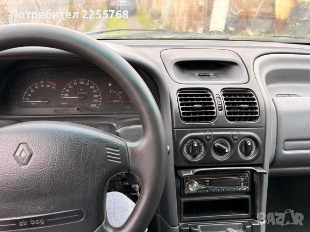Renault Laguna 2.0/Газ, снимка 7 - Автомобили и джипове - 53444098