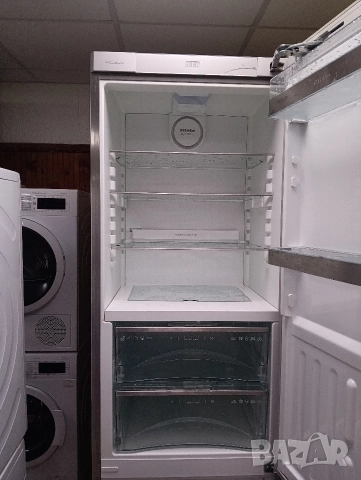 Иноксов комбиниран хладилник с фризер Миеле Miele Made in Germany с 2 години гаранция!, снимка 2 - Хладилници - 52580298