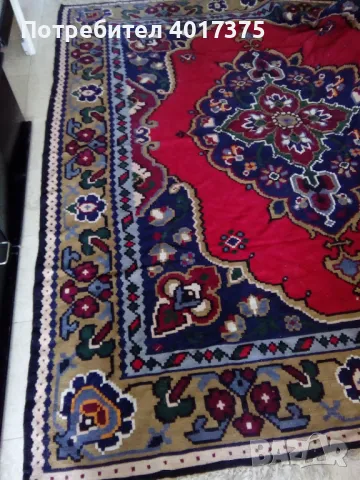 Уникален старинен чипровски килим - ,,Царската корона", снимка 4 - Антикварни и старинни предмети - 48594843