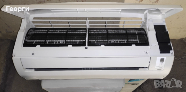 Инверторен климатик Daikin 12000 BTU R32, снимка 4 - Климатици - 52875083