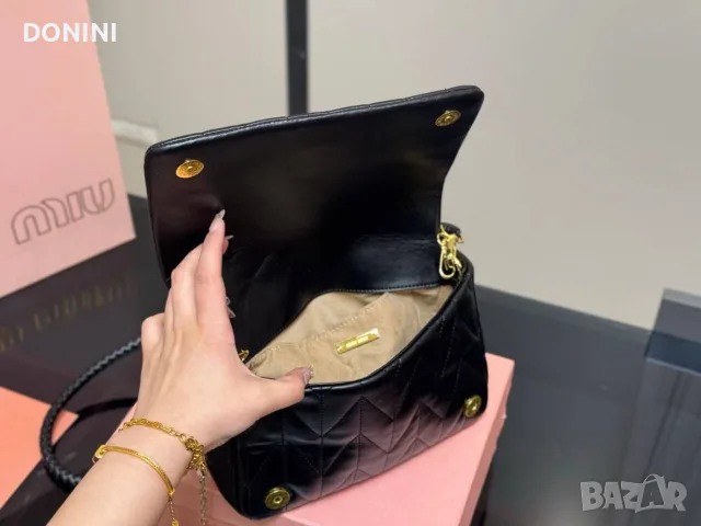 Miu Miu Belair Дамска чанта, кожа , снимка 5 - Чанти - 56010052