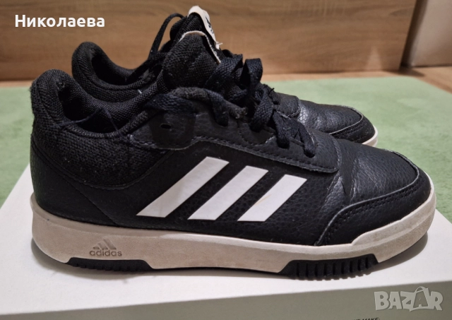Кожени детски маратонки Adidas , снимка 2 - Детски маратонки - 52344117