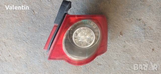 Продавам десен стоп за Пасат Б6