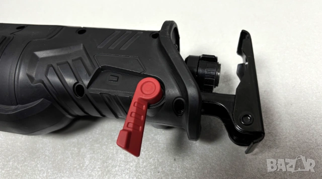 Като нов! PARKSIDE PERFORMANCE 20V Акумулаторен Саблен Трион »PSSAP 20-Li E6«, снимка 7 - Други инструменти - 53314457