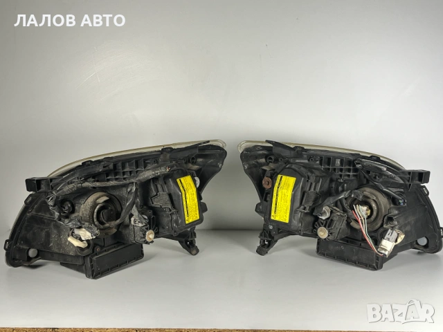 Фарове ксенон Тойота Авенсис Т25 Farove Xenon Toyota Avensis T25 , снимка 2 - Части - 53704952