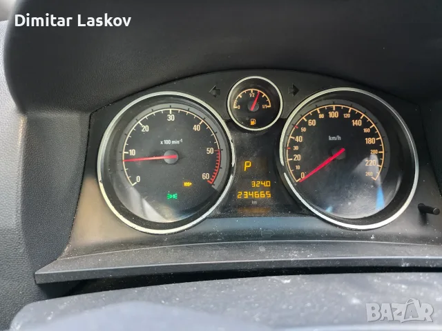Опел Зафира1.9 Автомат, снимка 13 - Автомобили и джипове - 56242637