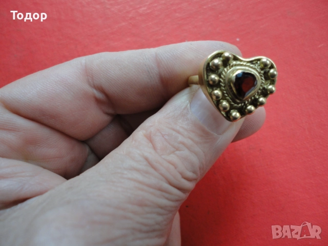 Невероятен викториански златен пръстен с гранат сърце, снимка 10 - Пръстени - 52836778
