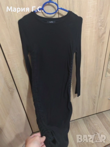 Черна рокля 