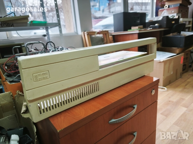 Преден капак Правец 16 за две флопита, снимка 2 - Антикварни и старинни предмети - 52791417