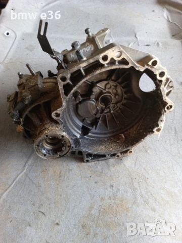 Скоростна кутия за vw golf 4 1.6i 1.4i 