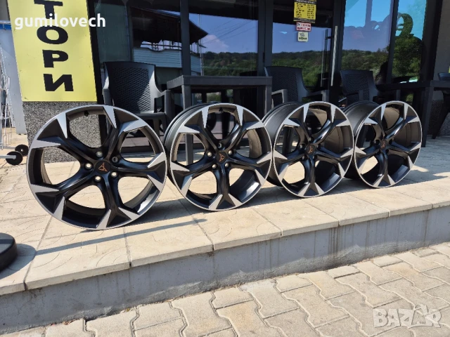 Оригинални Джанти Seat Cupra-19 цола/Superb/Passat, снимка 3 - Гуми и джанти - 50613102