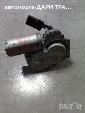 Моторче задна чистачка за Вектра Б, снимка 2 - Части - 53437155