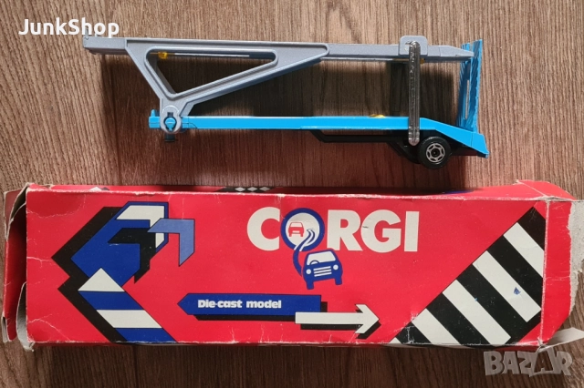 Стари ретро оригинални английски колички Corgi Lledo , снимка 13 - Колекции - 52711947